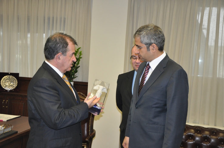 baskonsolos akinci ile eyalet baskani pavlidis gorusmesi (2).JPG